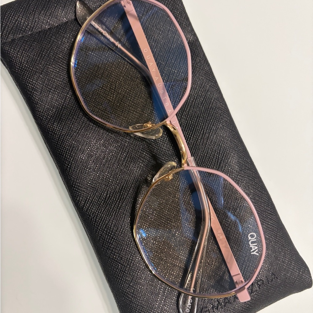 Quay Australia Pink and Gold Frame Glasses - Picture 2 of 8